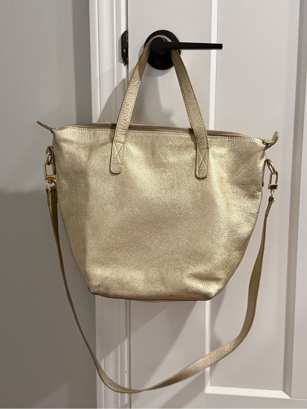 Cuyana Metallic Gold Pebbled Leather Tote with Strap